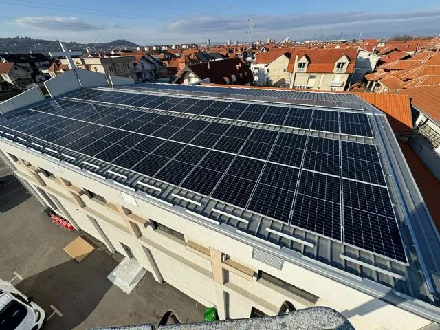 Solarna elektrana na krovu poslovnog objekta